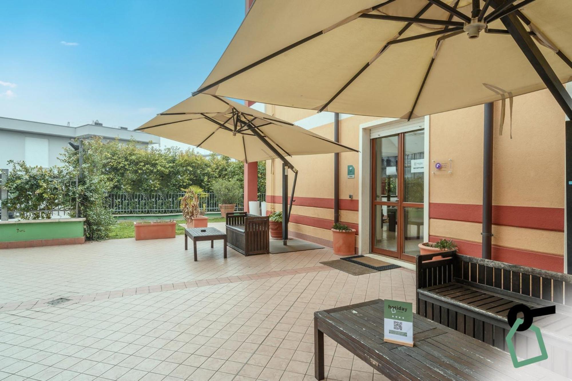 Hotiday Residence Garda Peschiera del Garda Exterior foto